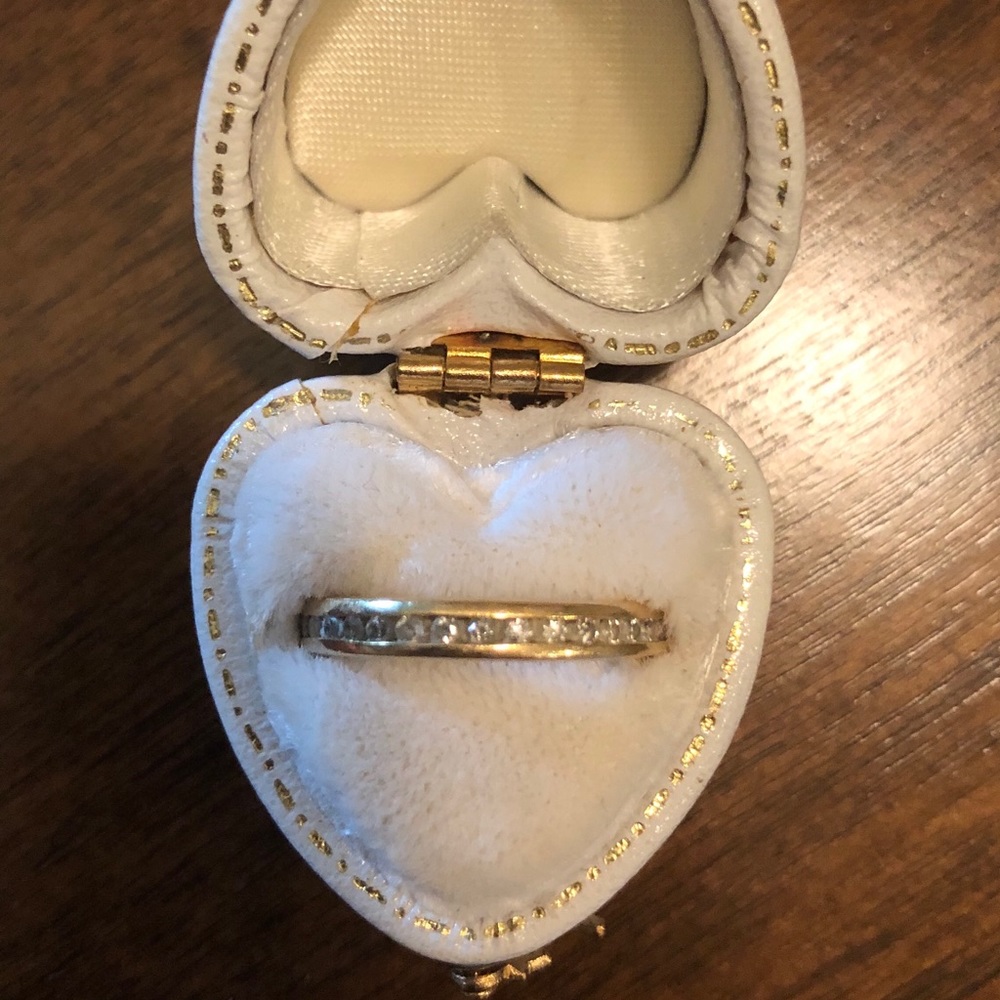 Gold and diamond wedding band. Size 5.5